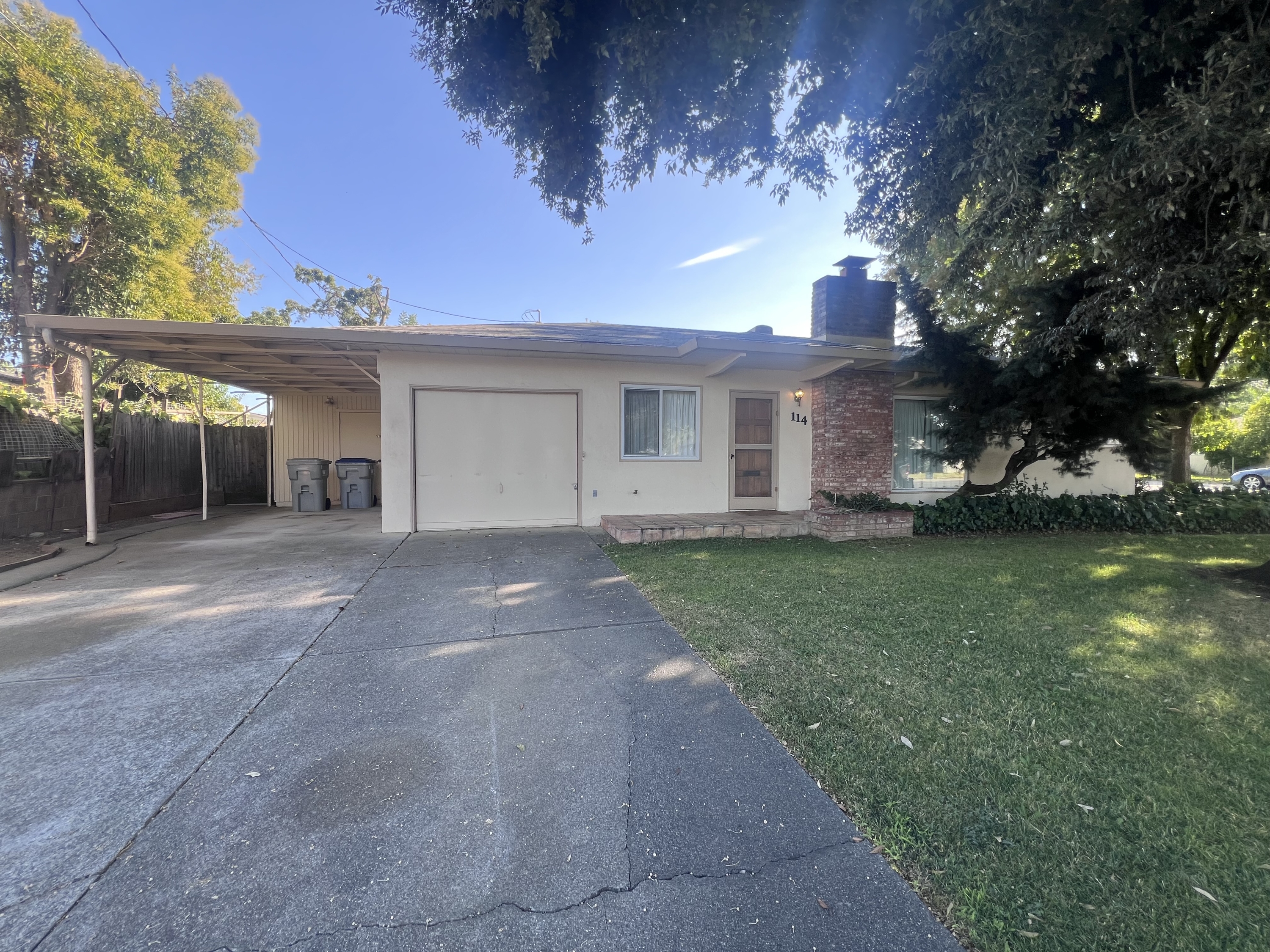 114 Anderson Avenue